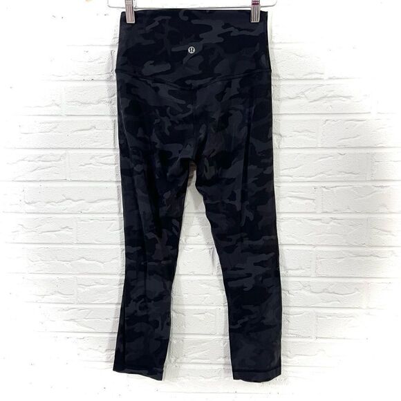 Lululemon Align Crop 21” Incognito Camo Multi Gray Size 4 - Picture 3 of 6